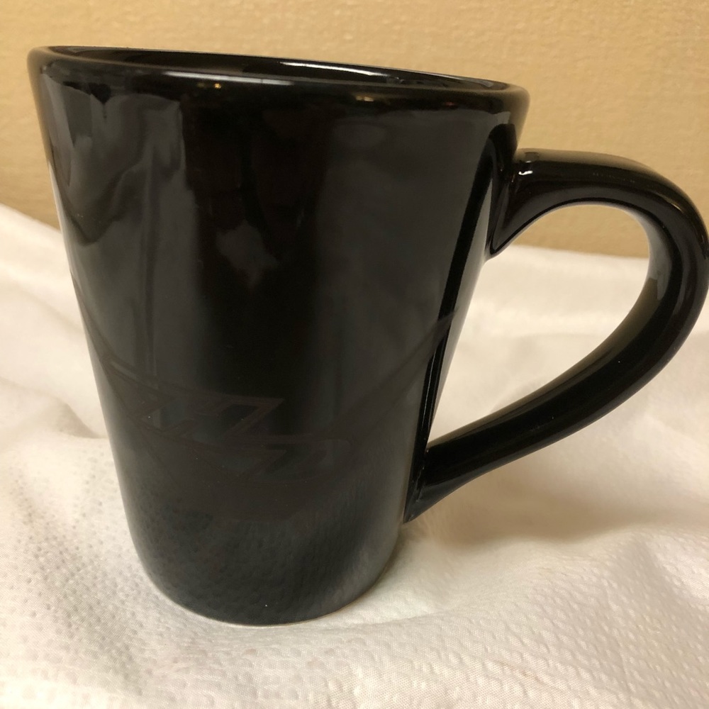Harley Davidson Black with etched HD on sides.